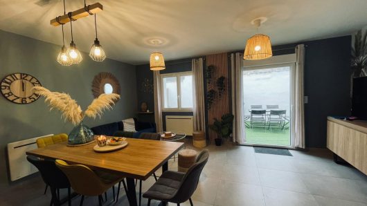 76ab6038-4145-4d53-9c9c-46a04d96ffed