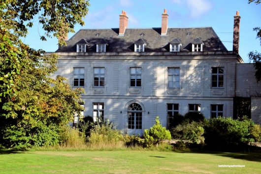 acary-du-chateau-de-montreuil-la-fabrique-poetique