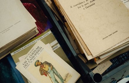 Brocante de jouets et de livres