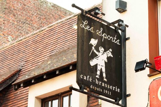 cafe-des-sports-7