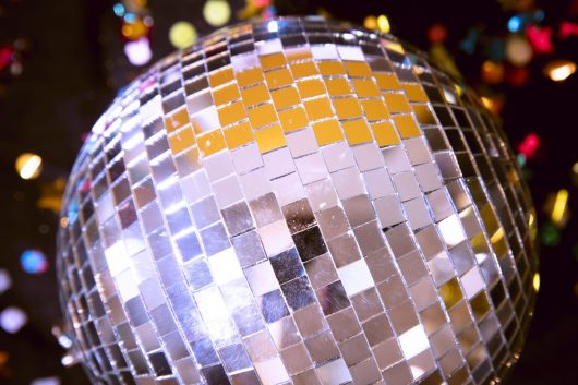 close-up-silver-globe-party-new-year