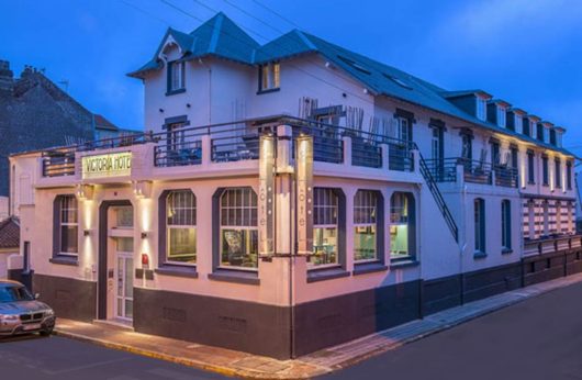 d60aaf15-26c5-4f1a-862e-008abac69f0a-castel2018_1_380