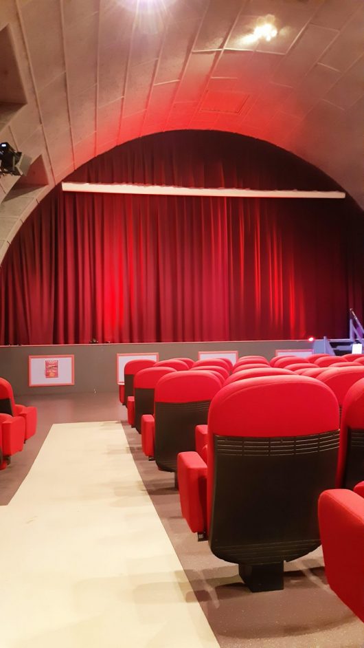 familia-credit-familia-theatre2-6
