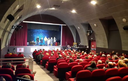 « A la recherche de la hotte du Père Noël » – Familia Théâtre