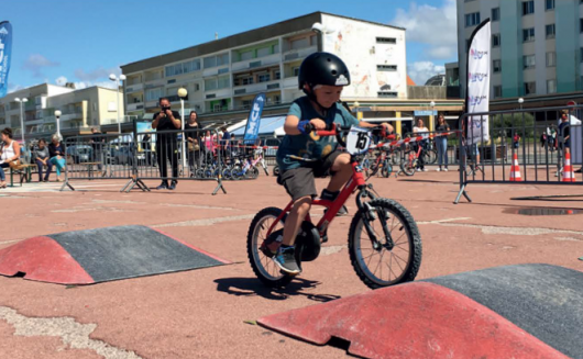 parcours-a-velo-bmx-draisienne